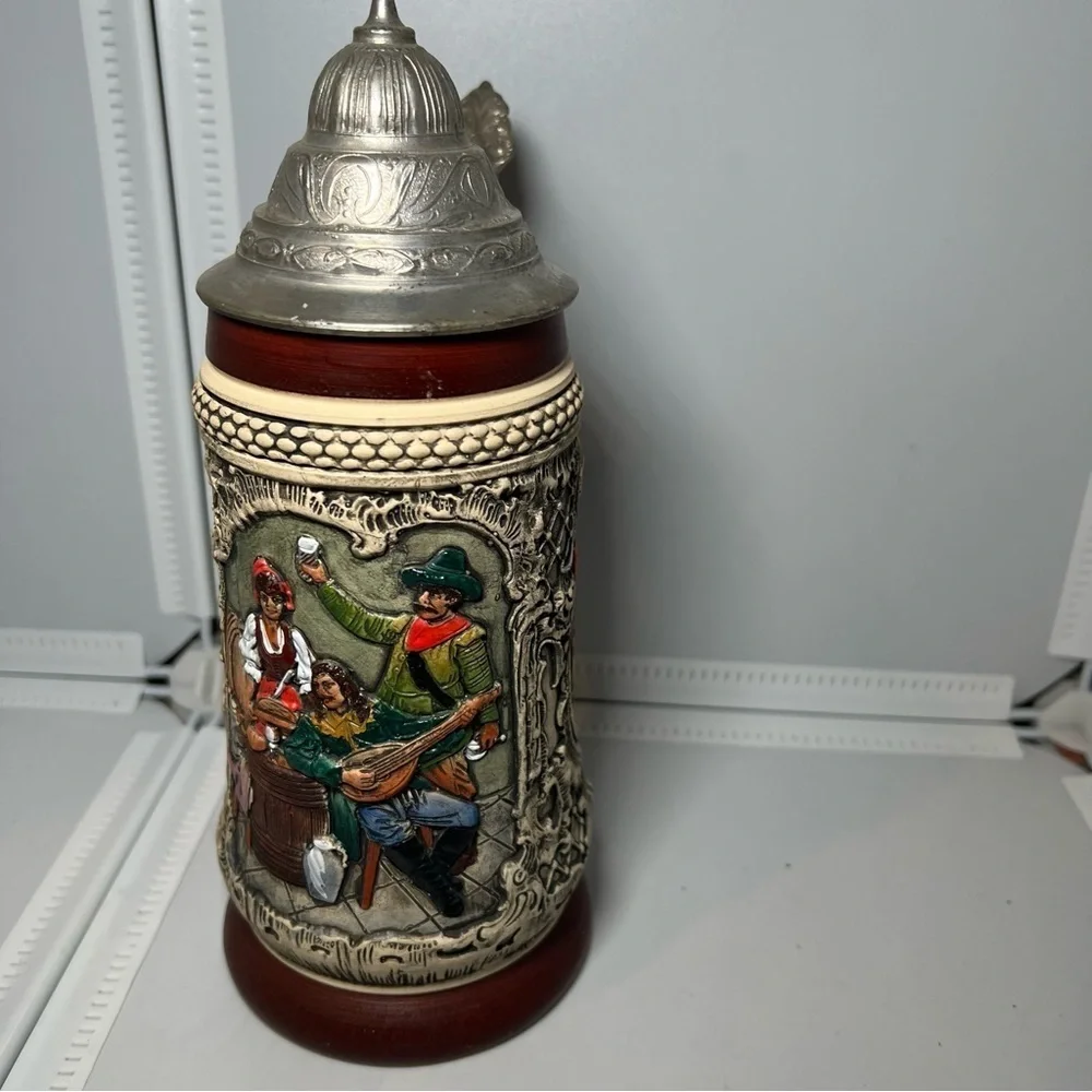 ALT GRENZAU 1894 WESTERN GERMANY LIDDED BEER STEIN